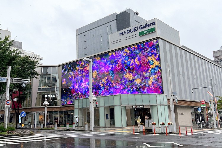 名古屋で最大の微細ピッチLED